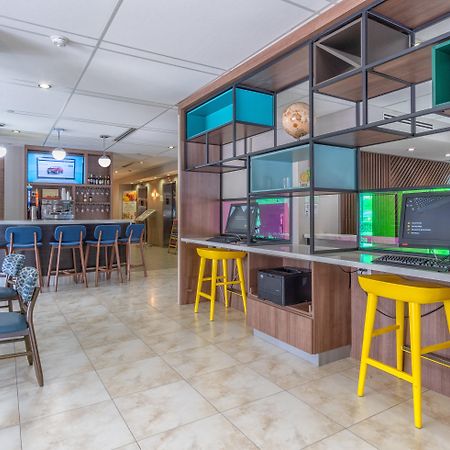 Holiday Inn Miami International Airport By Ihg Miami Springs Exterior foto