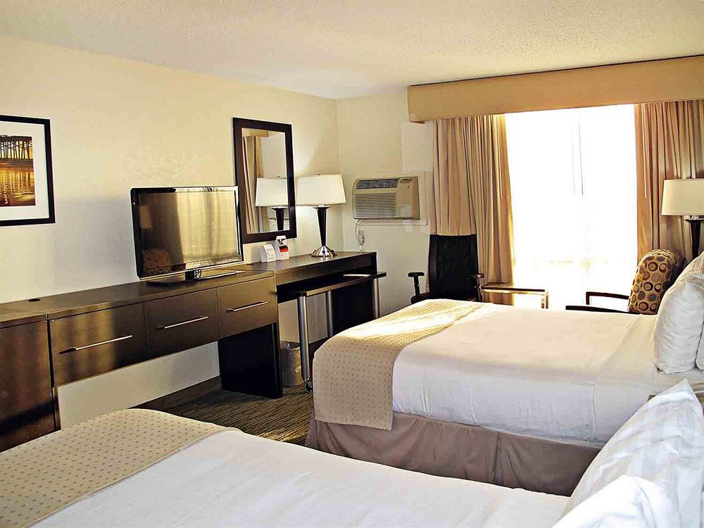 Holiday Inn Miami International Airport By Ihg Miami Springs Exterior foto
