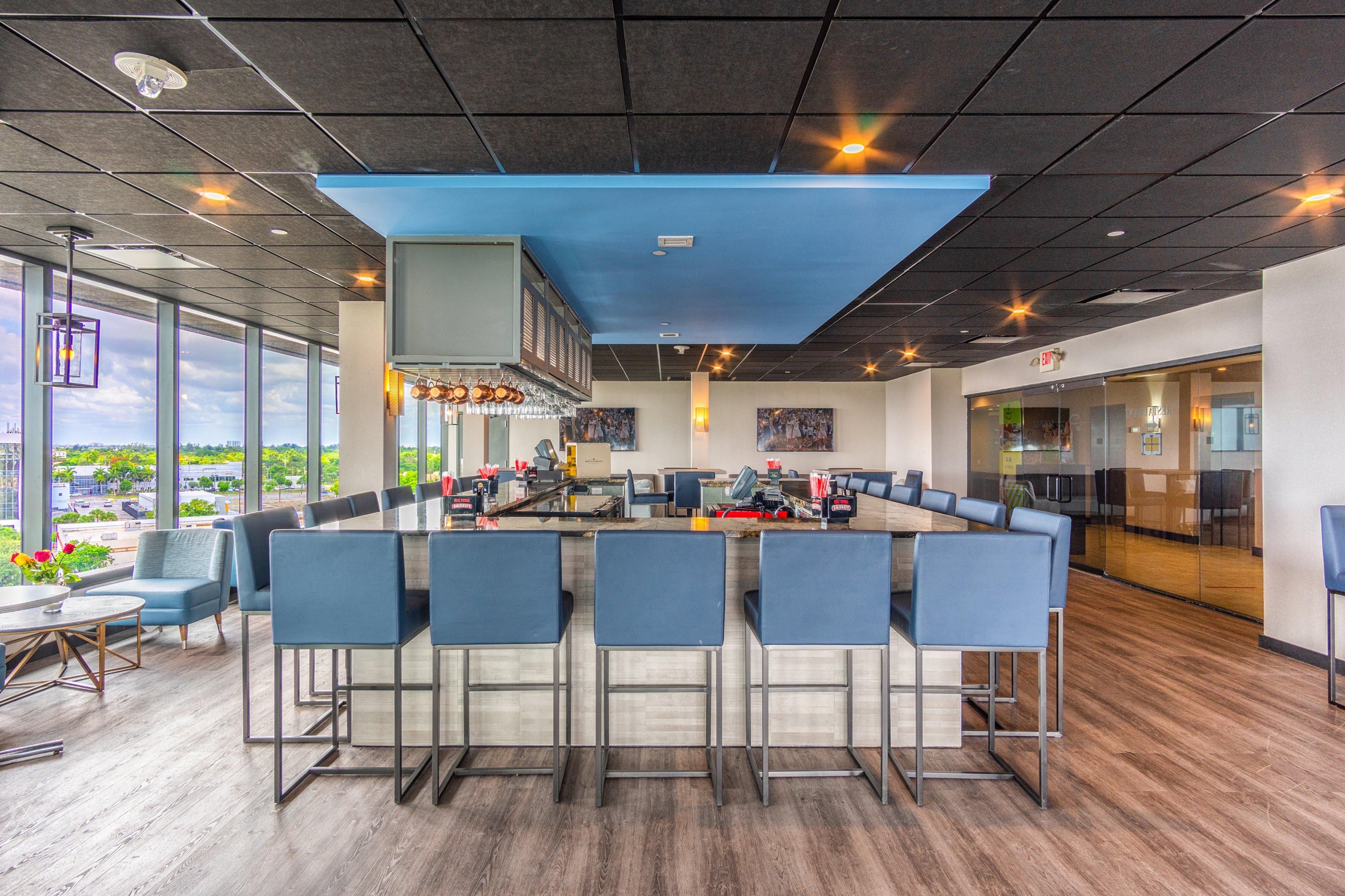 Holiday Inn Miami International Airport By Ihg Miami Springs Exterior foto