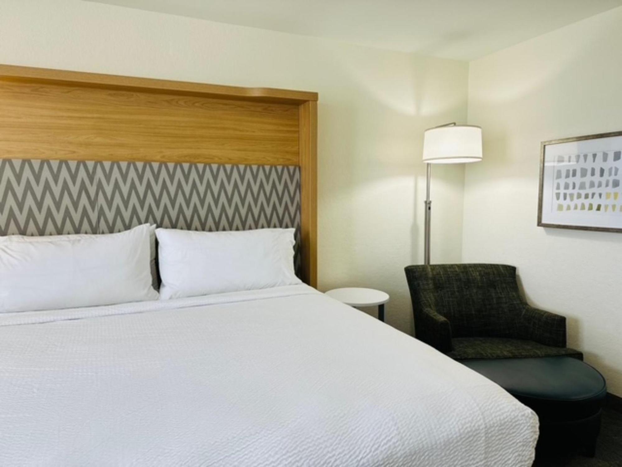 Holiday Inn Miami International Airport By Ihg Miami Springs Exterior foto