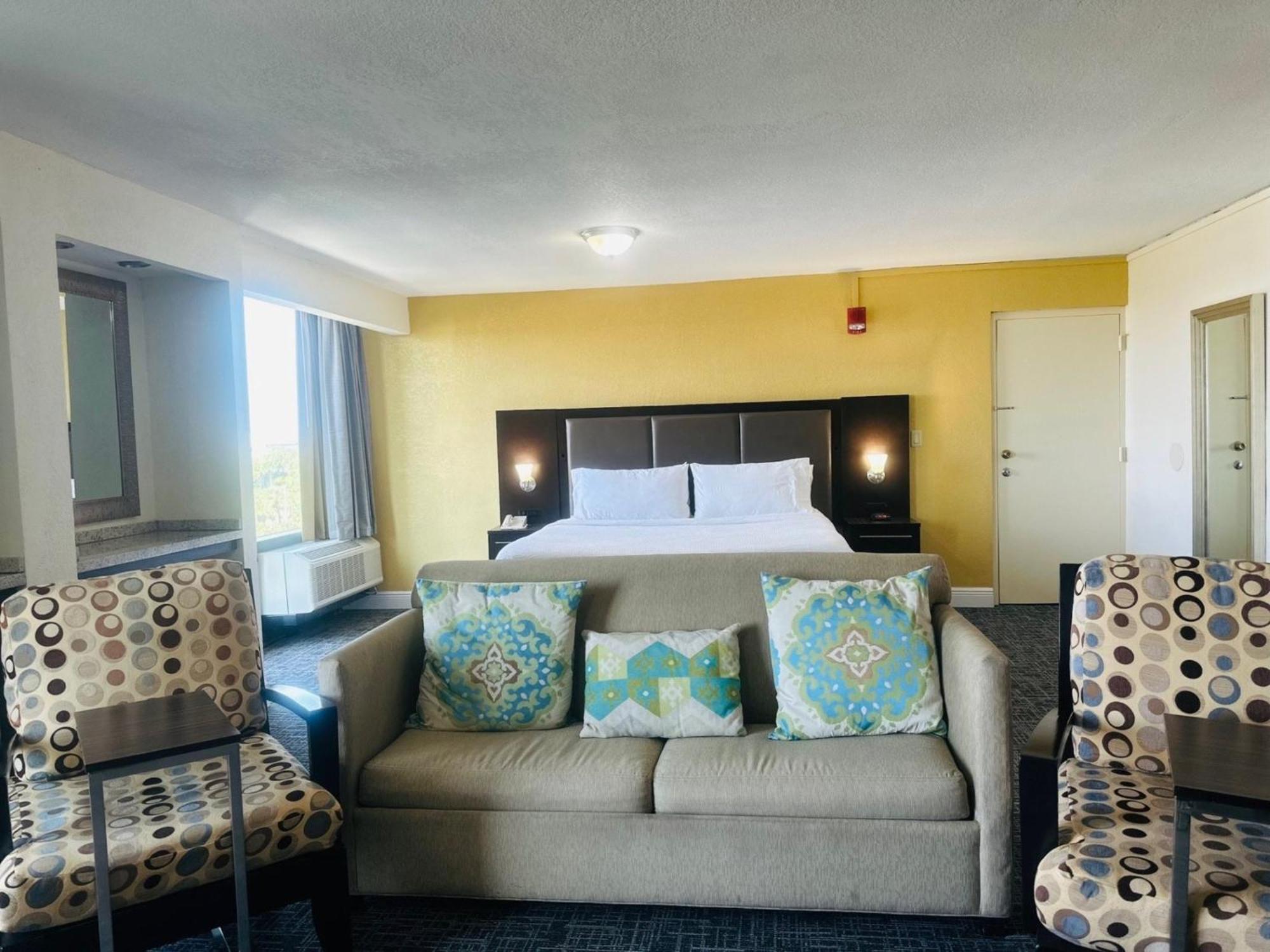 Holiday Inn Miami International Airport By Ihg Miami Springs Exterior foto