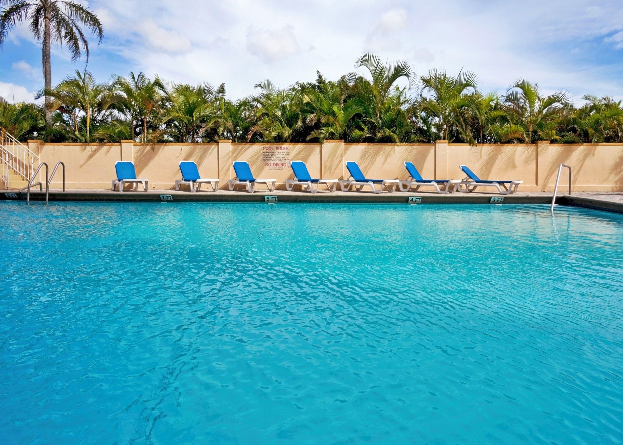 Holiday Inn Miami International Airport By Ihg Miami Springs Exterior foto